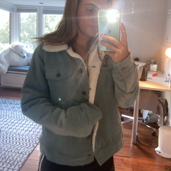 Cute jacket - Picture 2 of 2